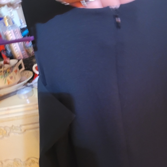 Dress - Picture 4 of 5